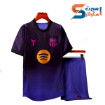 لباس دوم بارسلونا 2027 (اسپیشیال)